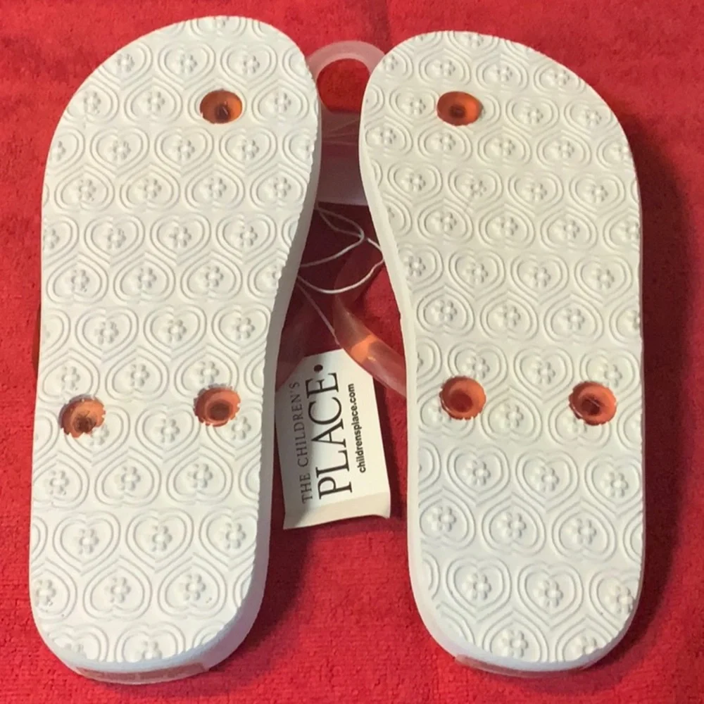 5/$25 - NWT The Children’s Place girls flip flop sandals in size 1-2